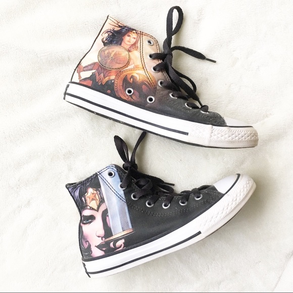 wonder woman toddler converse